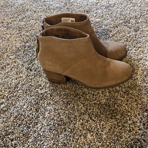 Toms suede ankle booties